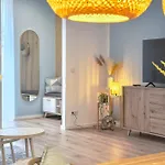 Business - Parkplatz - Wlan - Naehe Klinikum Zentral * Erfurt