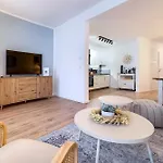 Business - Parkplatz - Wlan - Naehe Klinikum Zentral * Erfurt