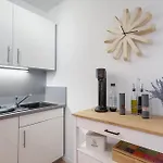 Business - Parkplatz - Wlan - Naehe Klinikum Zentral *