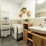 Appartamento Design - Parkplatz - Wlan - Naehe Klinikum Zentral *
