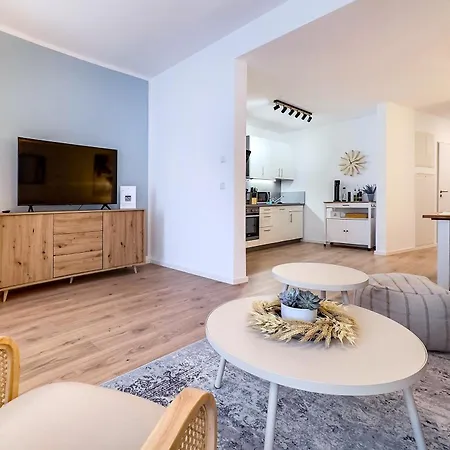 Business - Parkplatz - Wlan - Naehe Klinikum Zentral * Erfurt