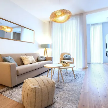 Apartament Design - Parkplatz - Wlan - Naehe Klinikum Zentral *