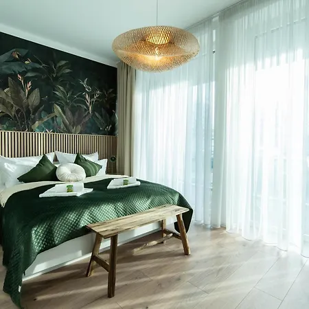 Apartment Design - Terrasse - Streaming - Privatparkplatz - Klinikum - Uni - Zentral *