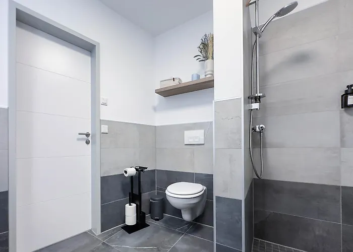 Business - Parkplatz - Wlan - Naehe Klinikum Zentral Erfurt