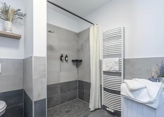 Business - Parkplatz - Wlan - Naehe Klinikum Zentral Apartament