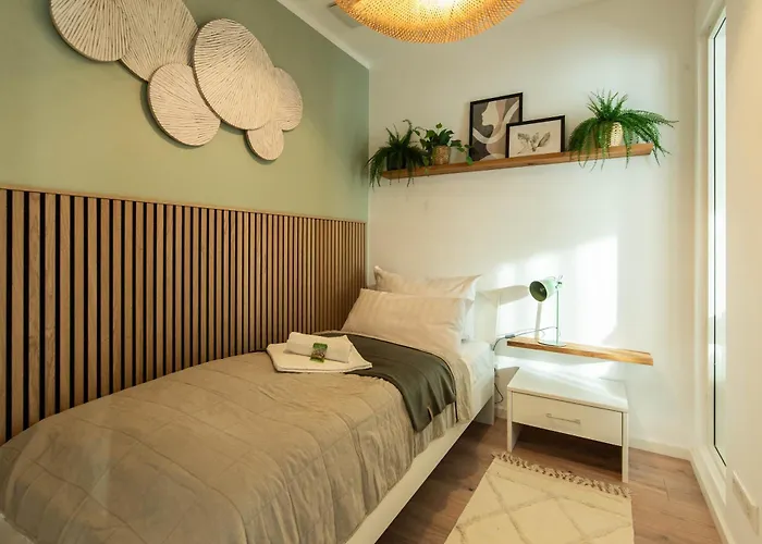 Business - Parkplatz - Wlan - Naehe Klinikum Zentral * Erfurt