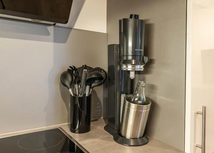 Business - Parkplatz - Wlan - Naehe Klinikum Zentral *